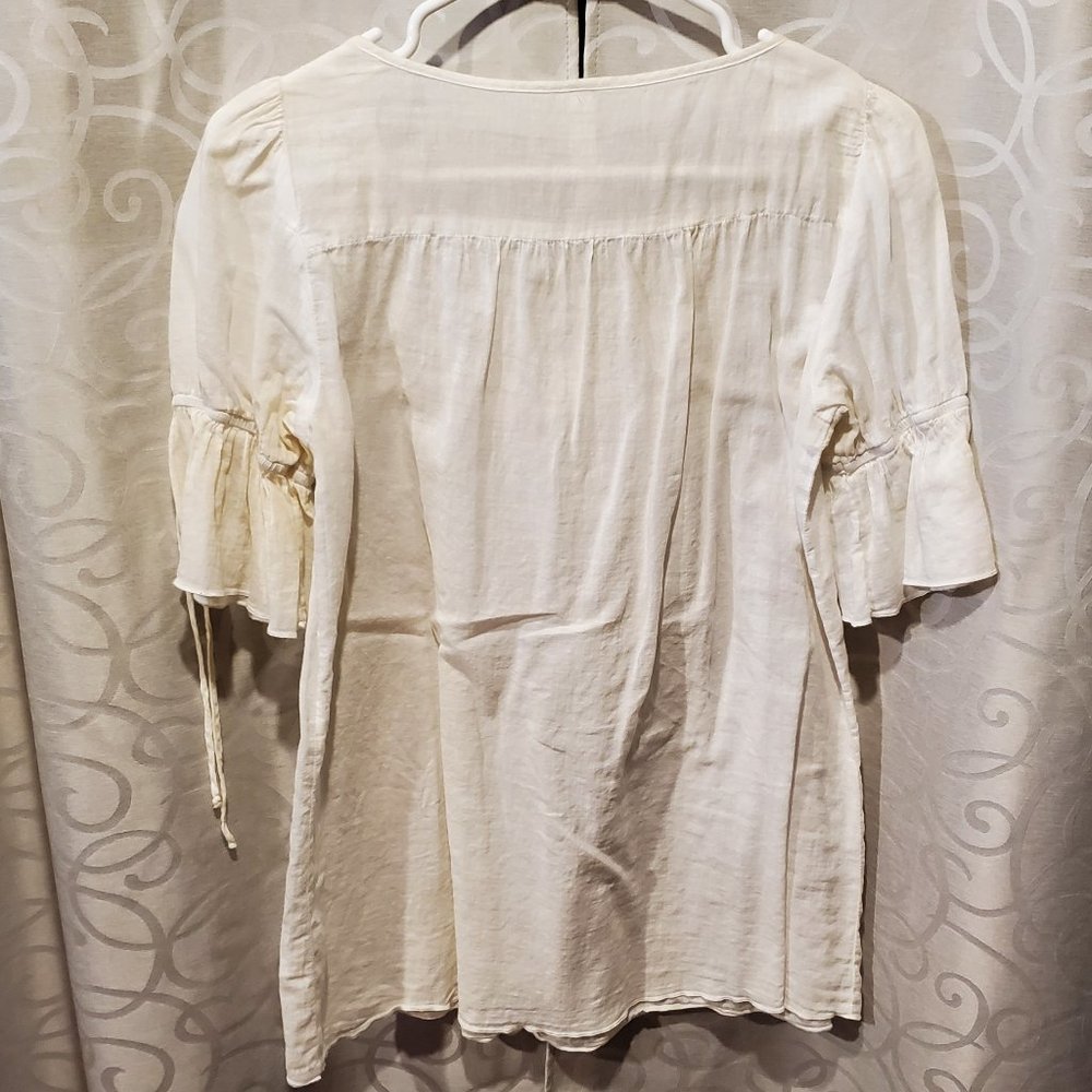 White Peasant Blouse with Lace and Bows - Lilu Medium - Picture 5 of 6